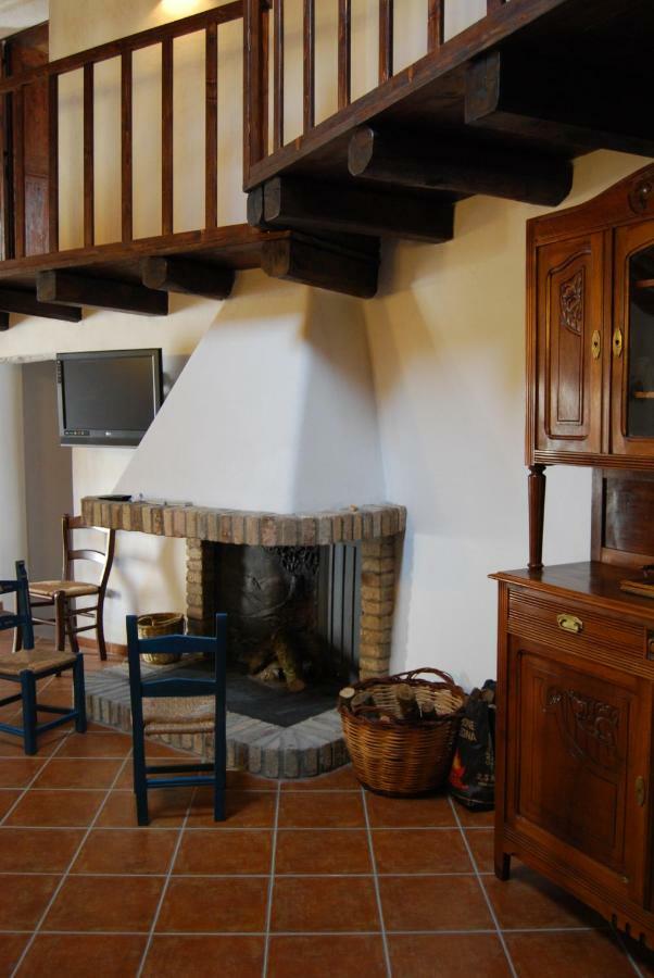 B&B Charme Sa Pardina Орроли Экстерьер фото
